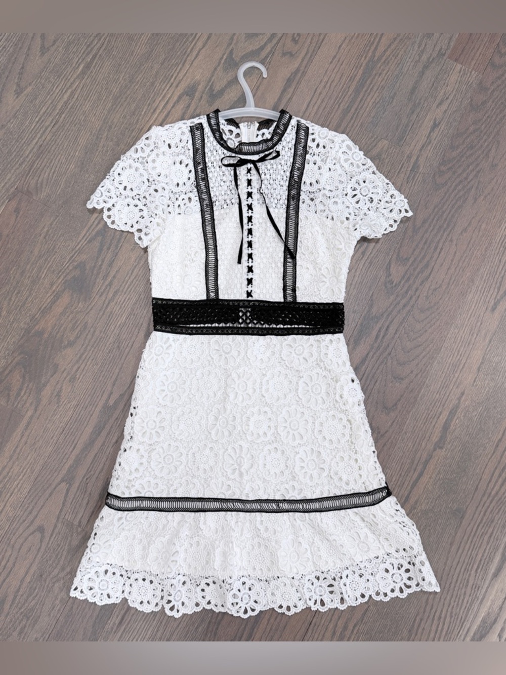 Aqua Black and White Lace Dress size XS